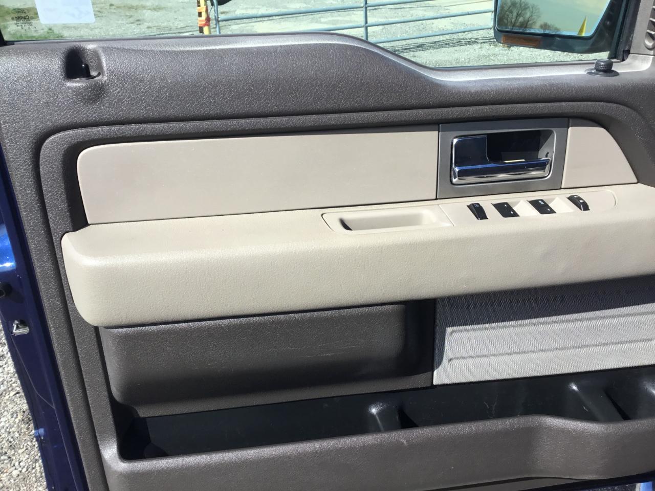 Ford F-150 XLT SuperCab 8-ft. Bed 2WD 2010