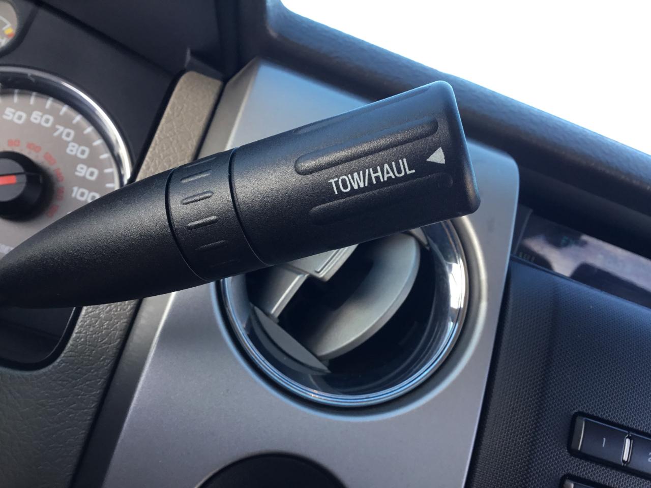 Ford F-150 XLT SuperCab 8-ft. Bed 2WD 2010