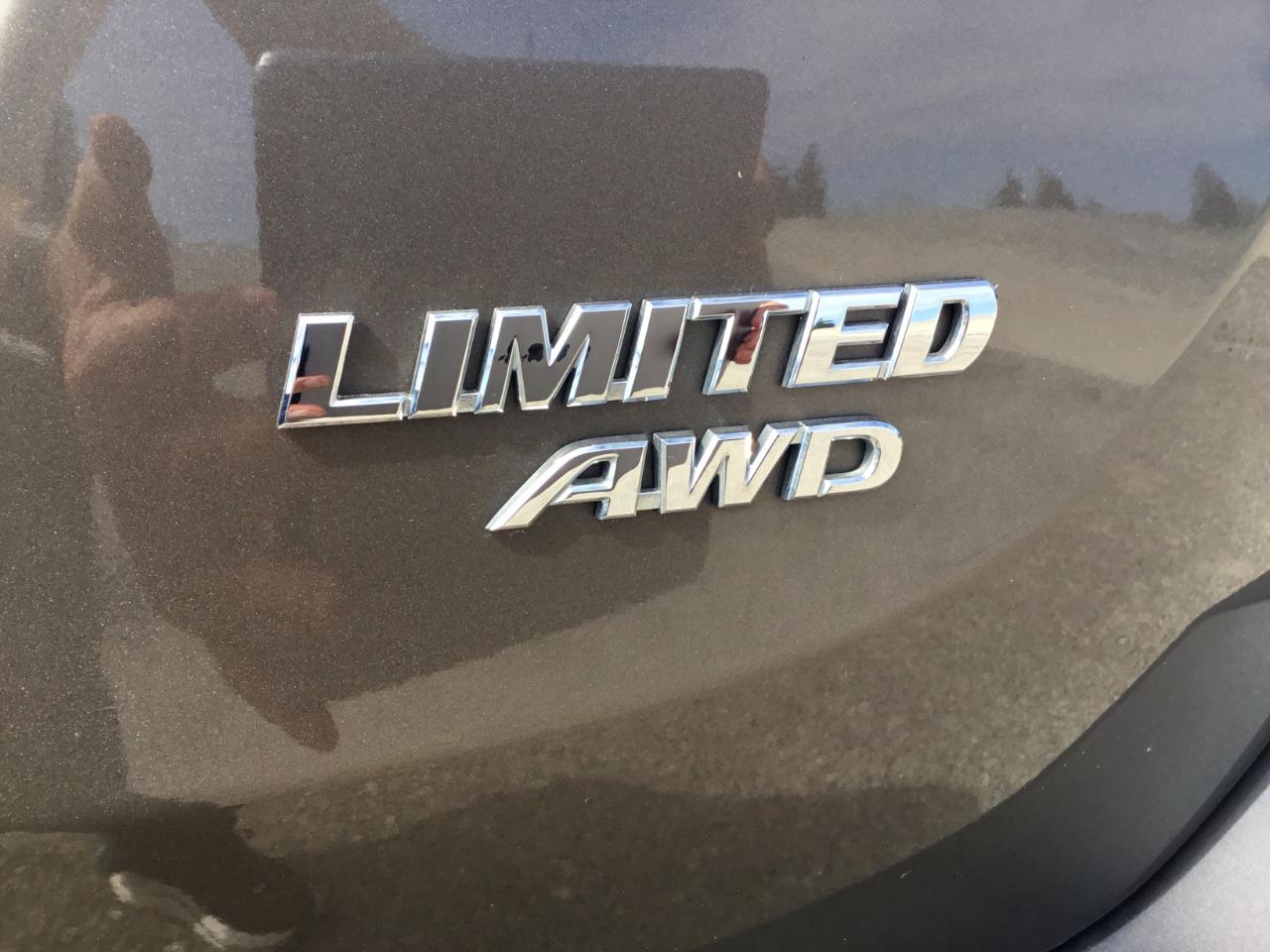 Toyota RAV4 Limited AWD 2015