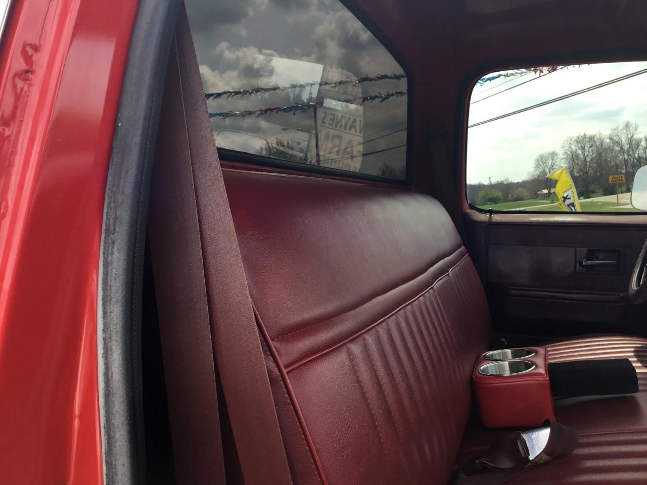 Chevrolet C/K 10 Regular Cab 4WD 1985