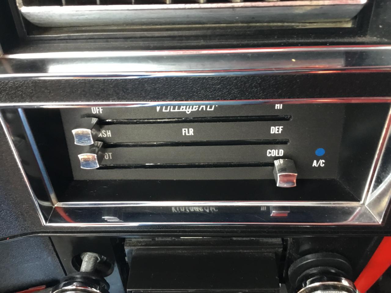 Chevrolet C/K 10 Regular Cab 4WD 1985