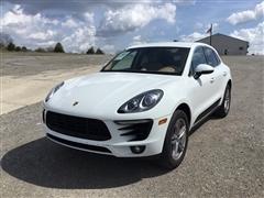2015 Porsche Macan 
