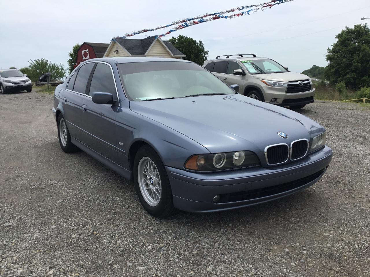 BMW 5-Series 525i 2002