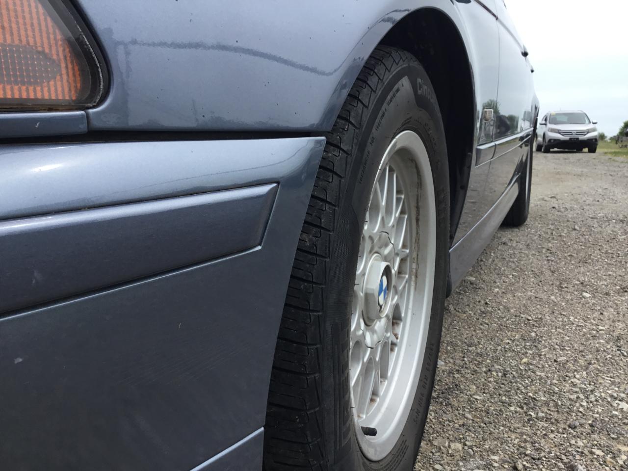 BMW 5-Series 525i 2002