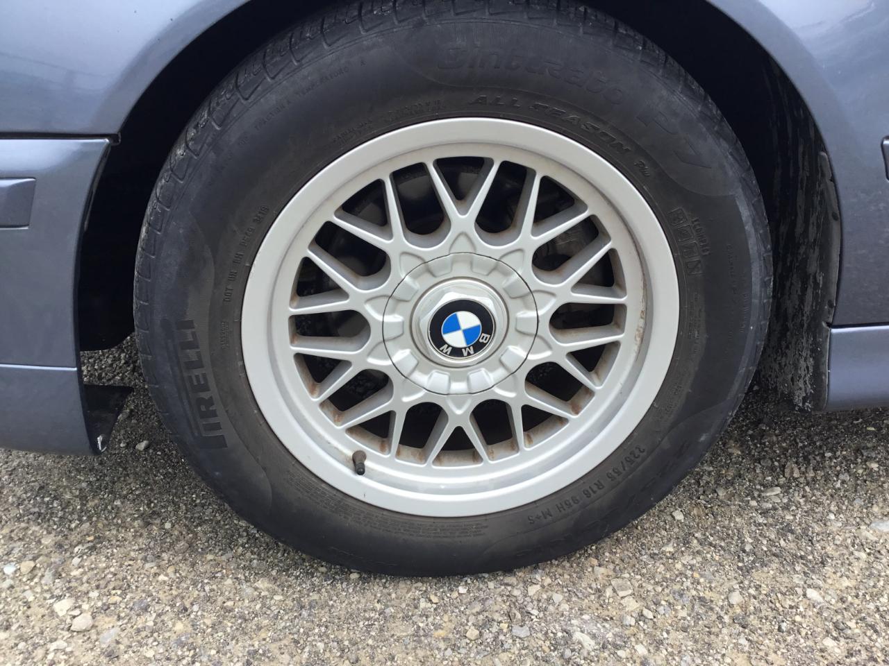 BMW 5-Series 525i 2002