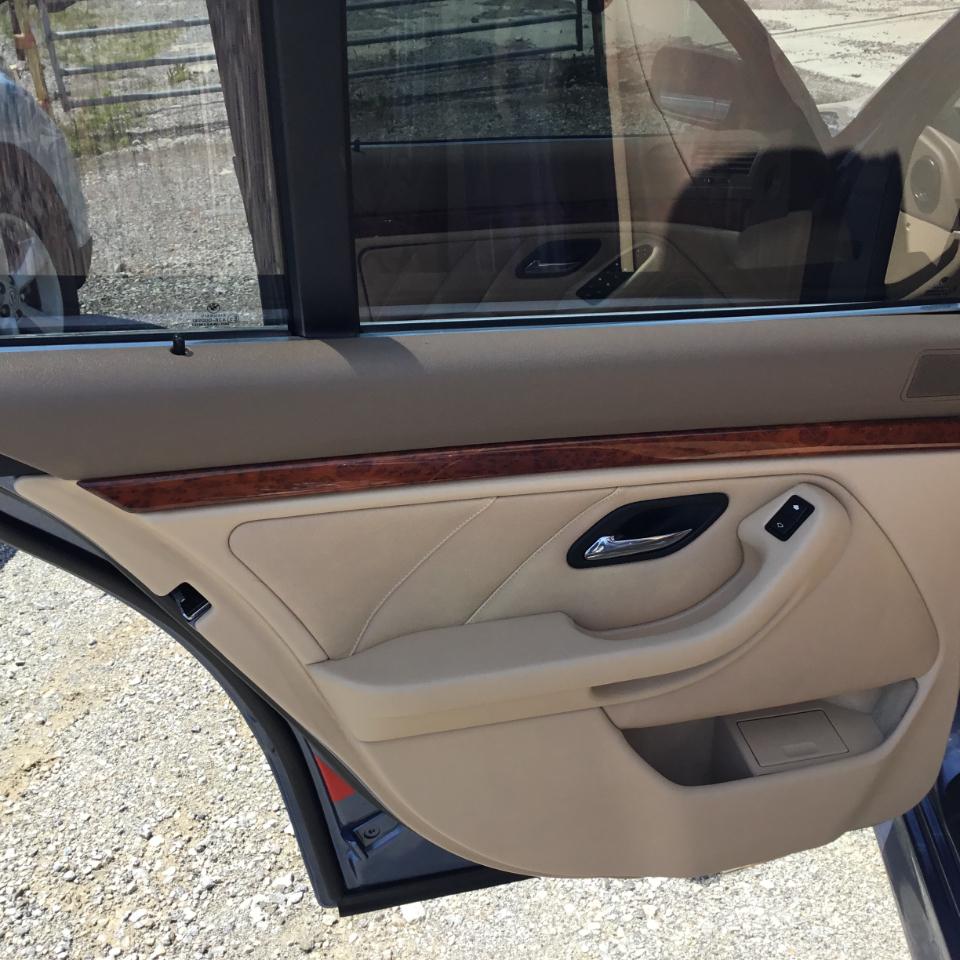 BMW 5-Series 525i 2002