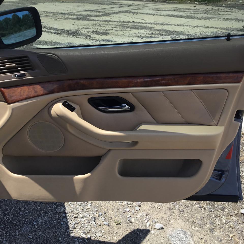 BMW 5-Series 525i 2002
