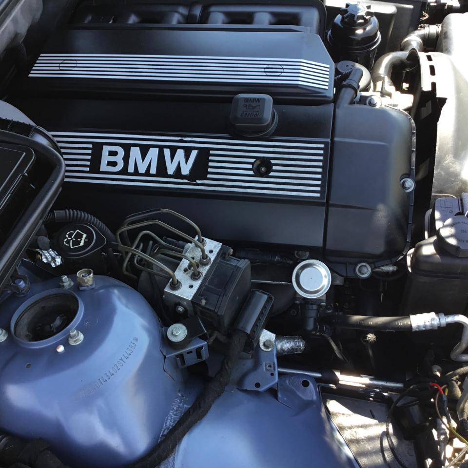 BMW 5-Series 525i 2002