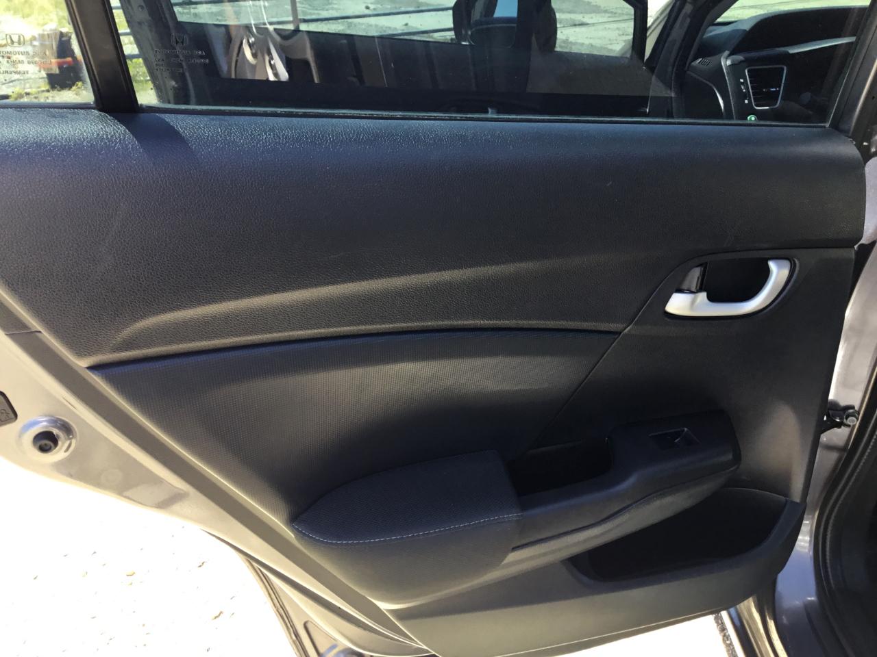 Honda Civic LX Sedan CVT 2015