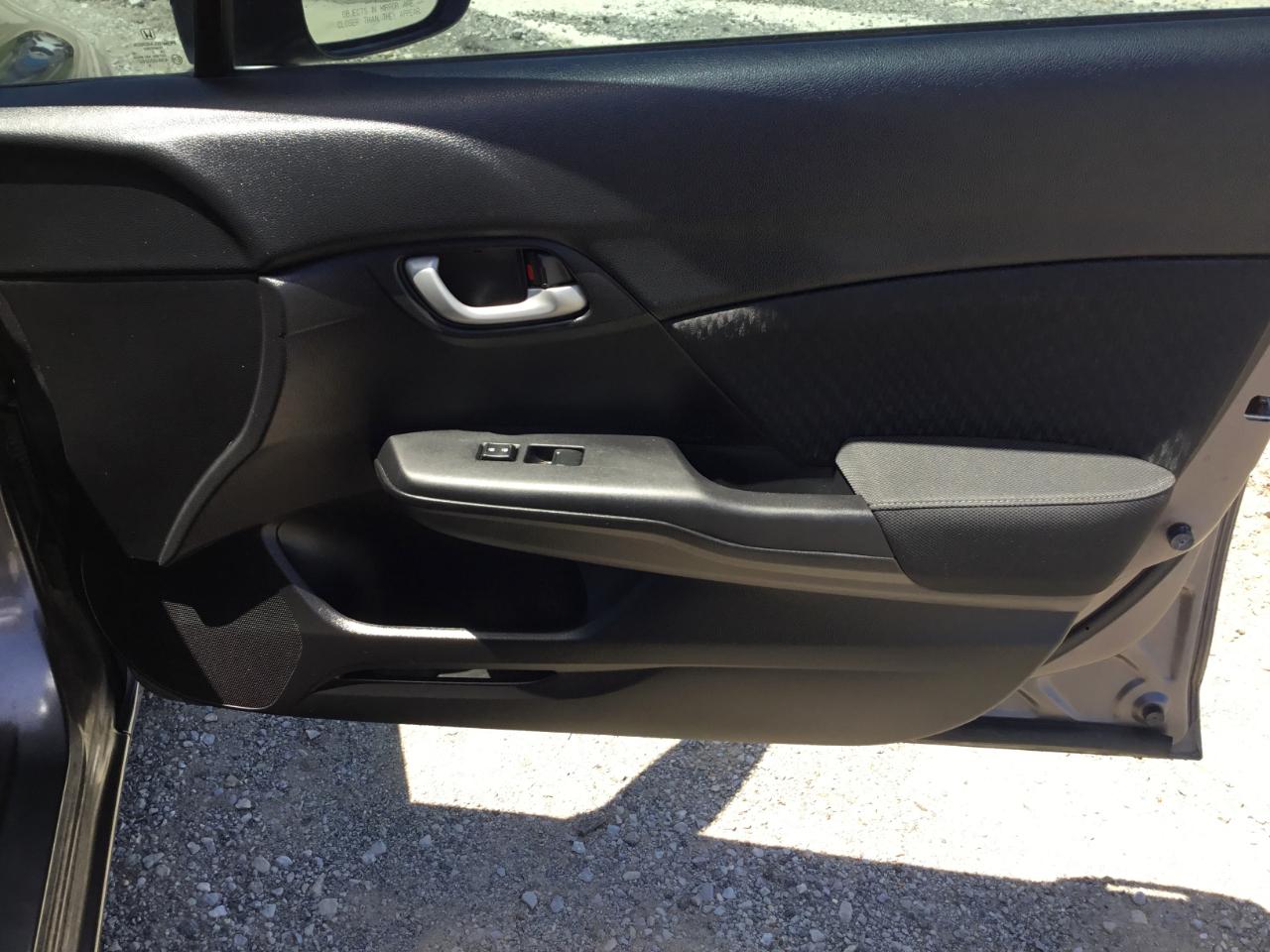 Honda Civic LX Sedan CVT 2015