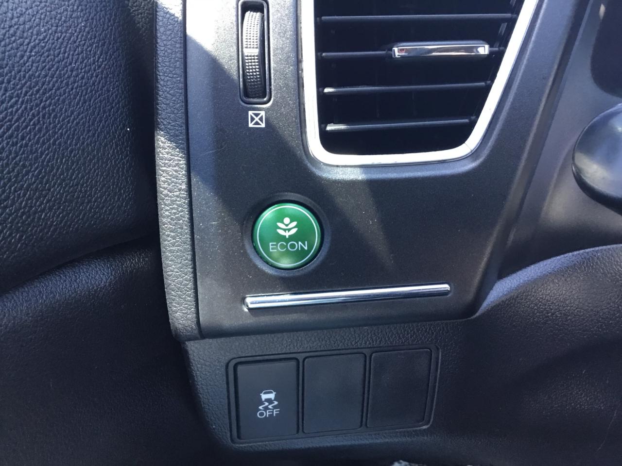 Honda Civic LX Sedan CVT 2015