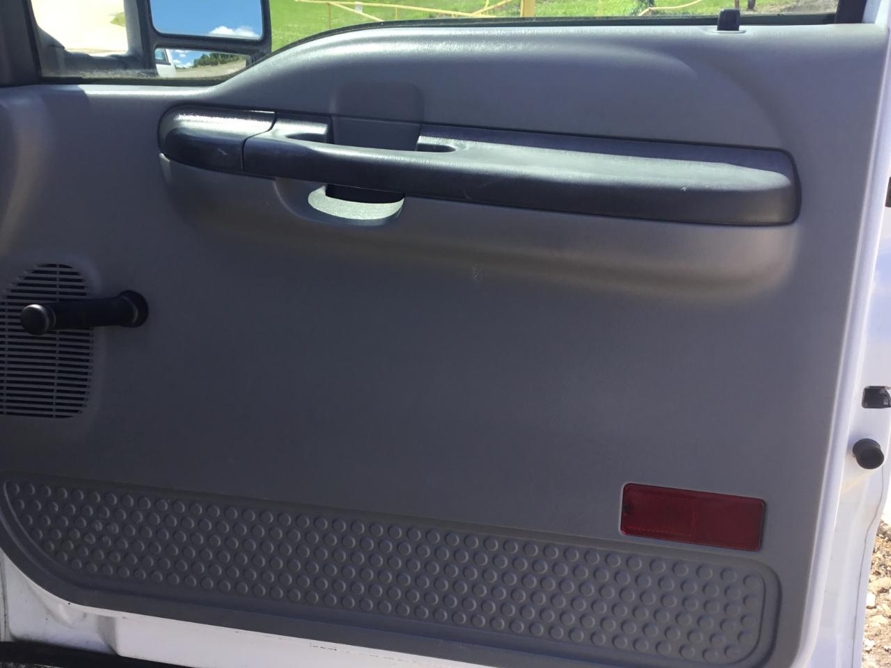 Ford F-250 SD XL 2WD 2005