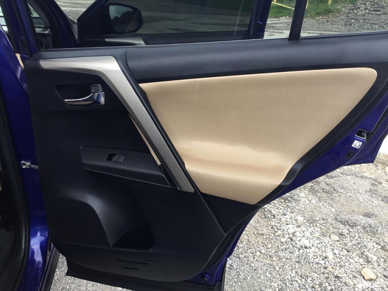 Toyota RAV4 XLE AWD 2015