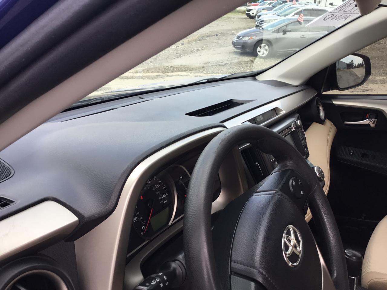 Toyota RAV4 XLE AWD 2015