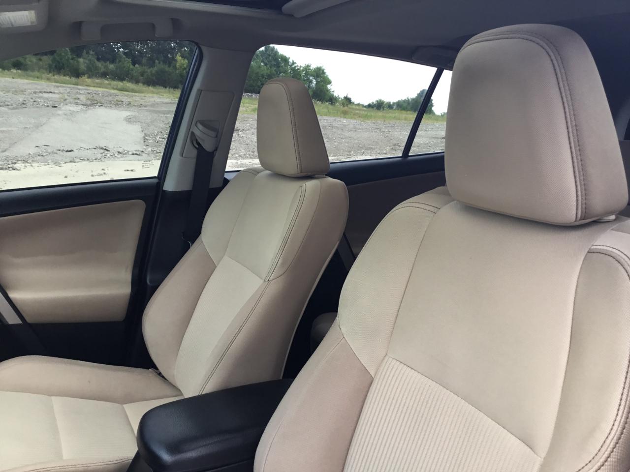 Toyota RAV4 XLE AWD 2015