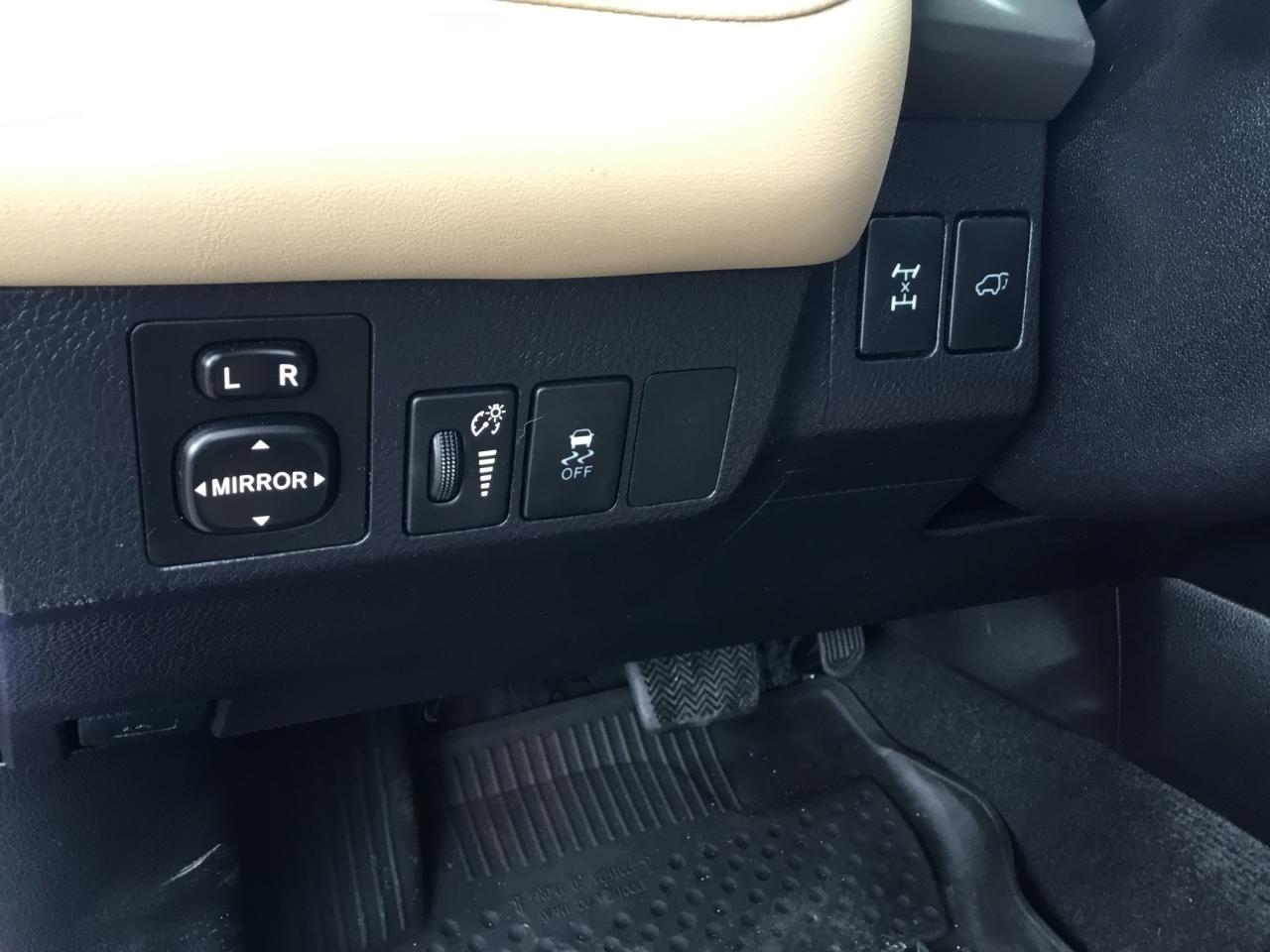 Toyota RAV4 XLE AWD 2015