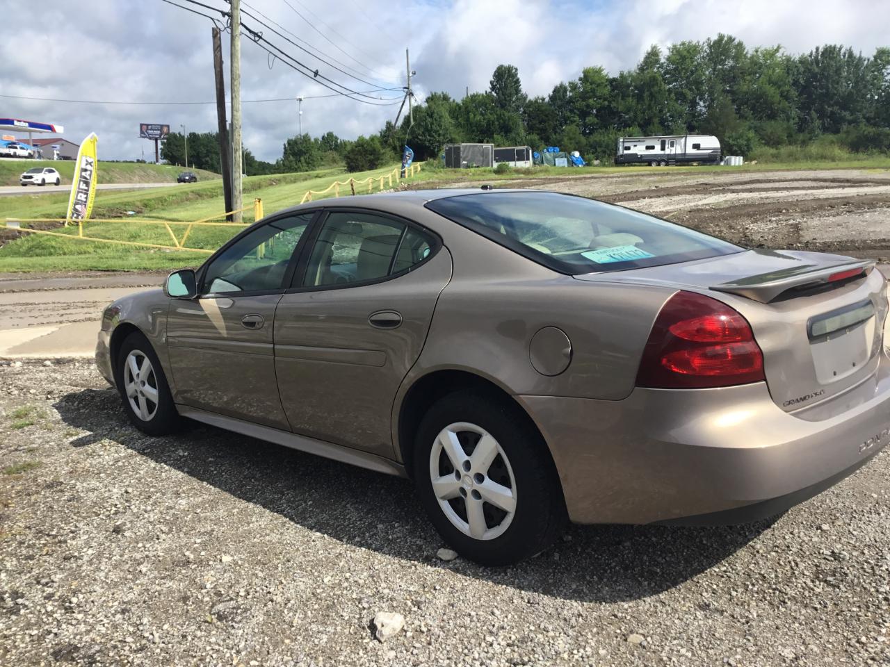 Pontiac Grand Prix Sedan 2007