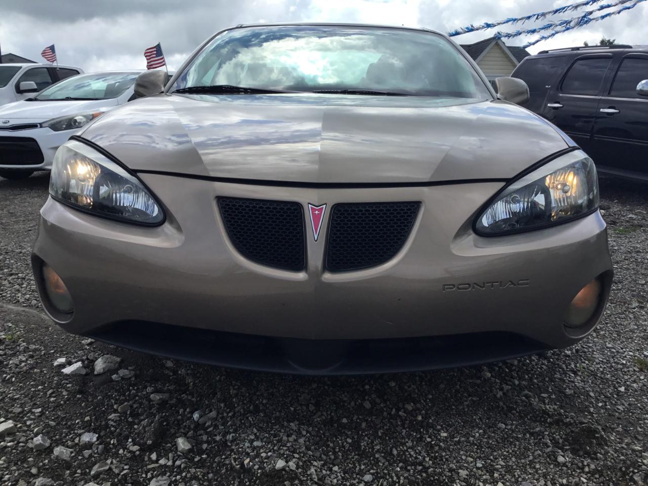 Pontiac Grand Prix Sedan 2007