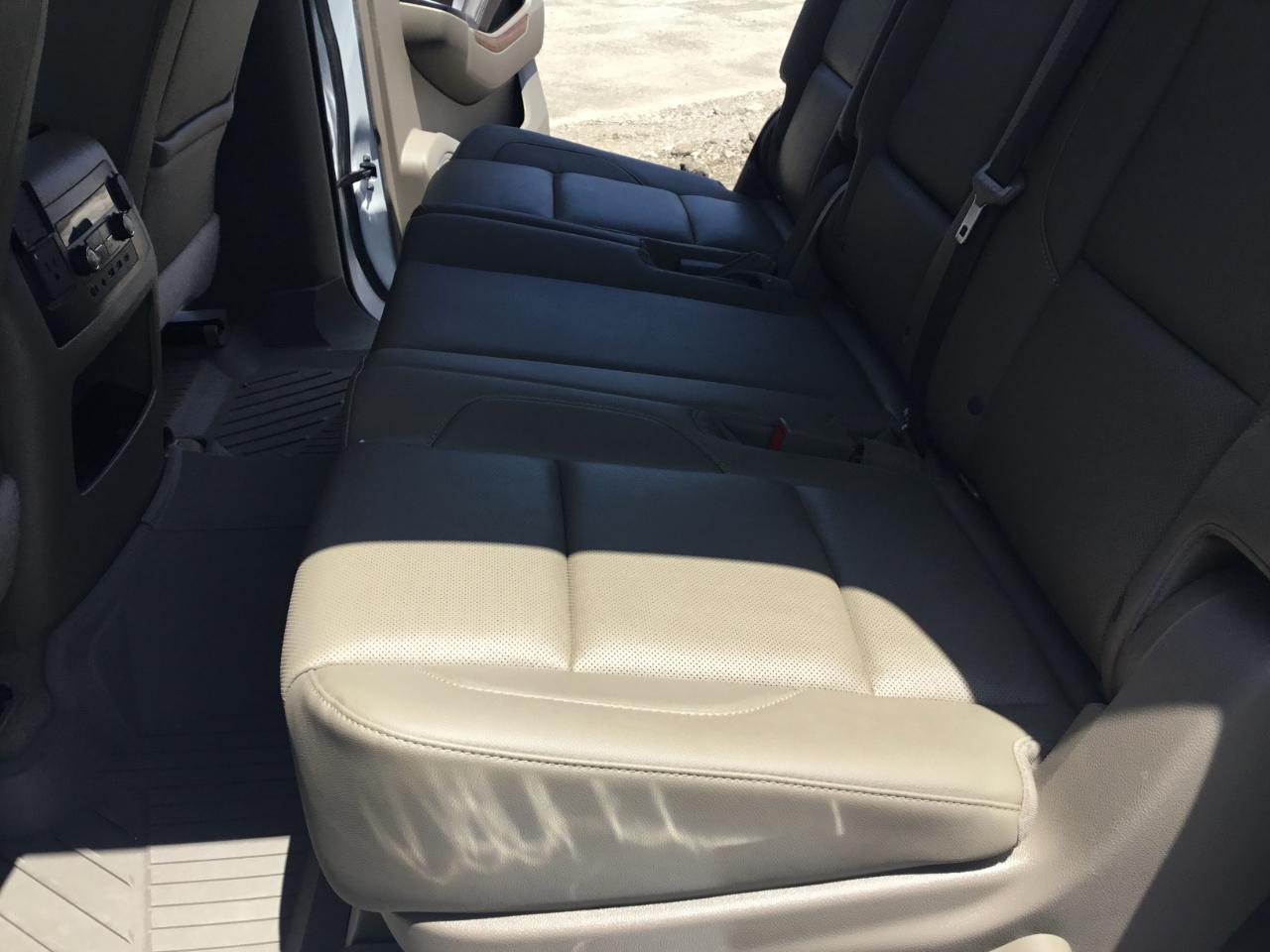 Chevrolet Suburban Premier 2WD 2018
