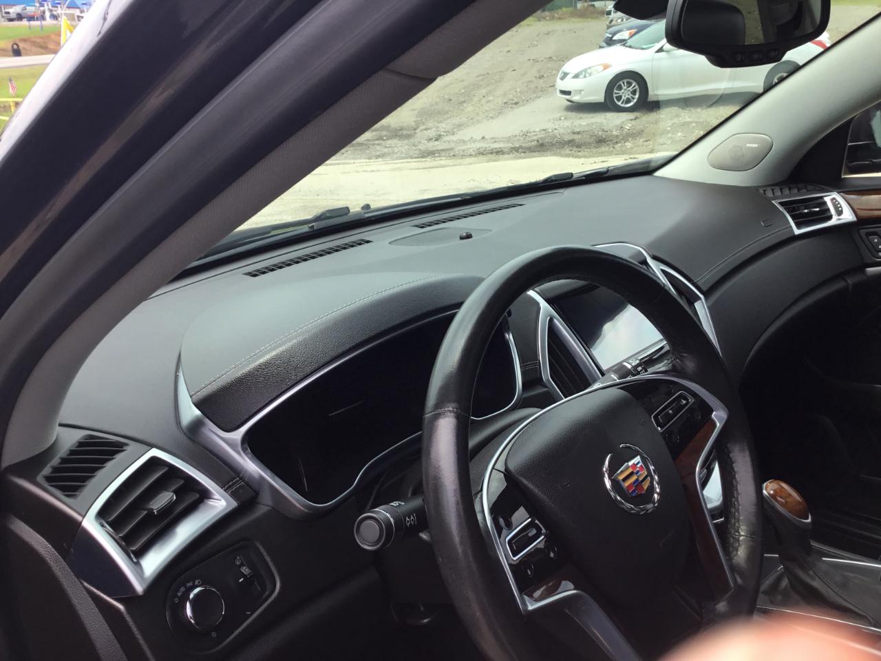 Cadillac SRX Luxury Collection FWD 2015