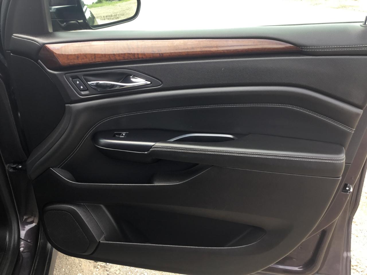 Cadillac SRX Luxury Collection FWD 2015
