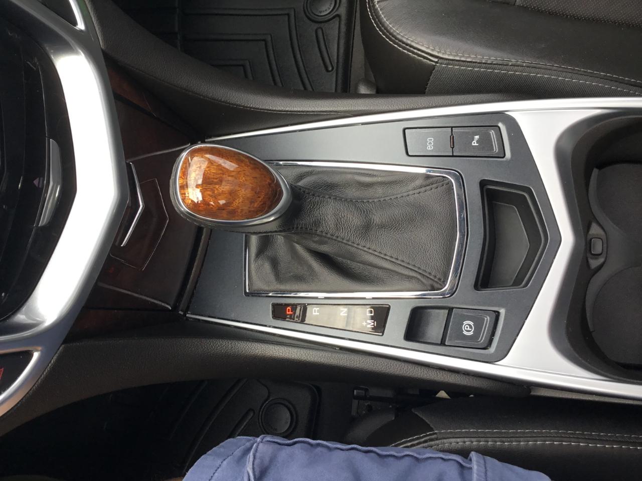 Cadillac SRX Luxury Collection FWD 2015