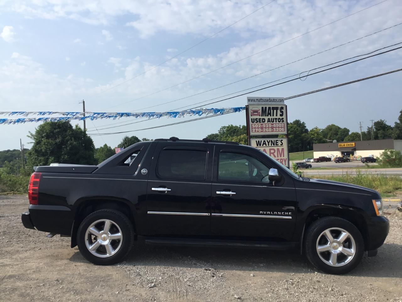 Chevrolet Avalanche LTZ 2WD 2013