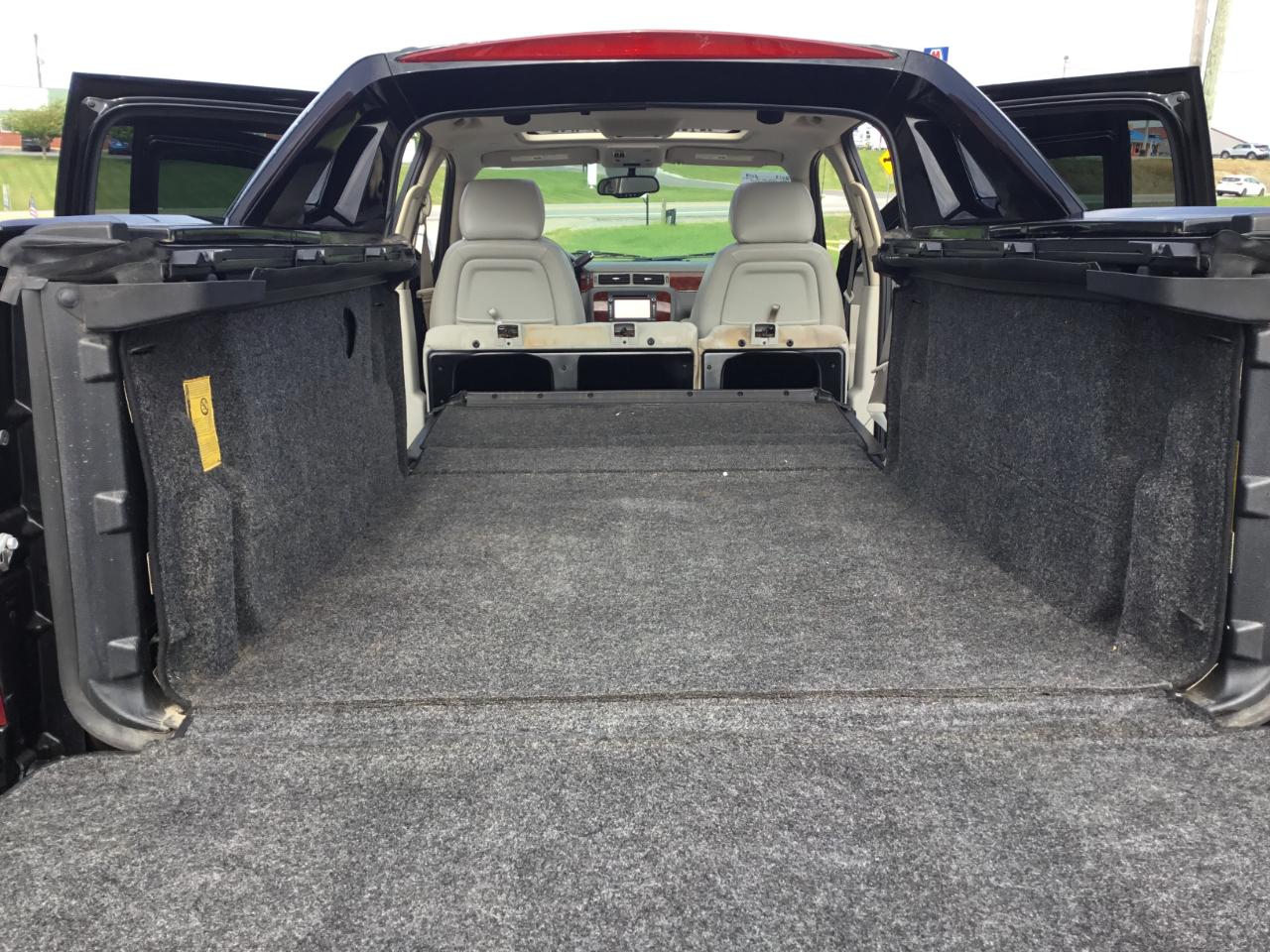 Chevrolet Avalanche LTZ 2WD 2013
