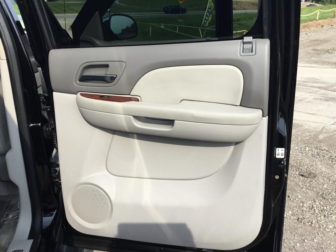 Chevrolet Avalanche LTZ 2WD 2013