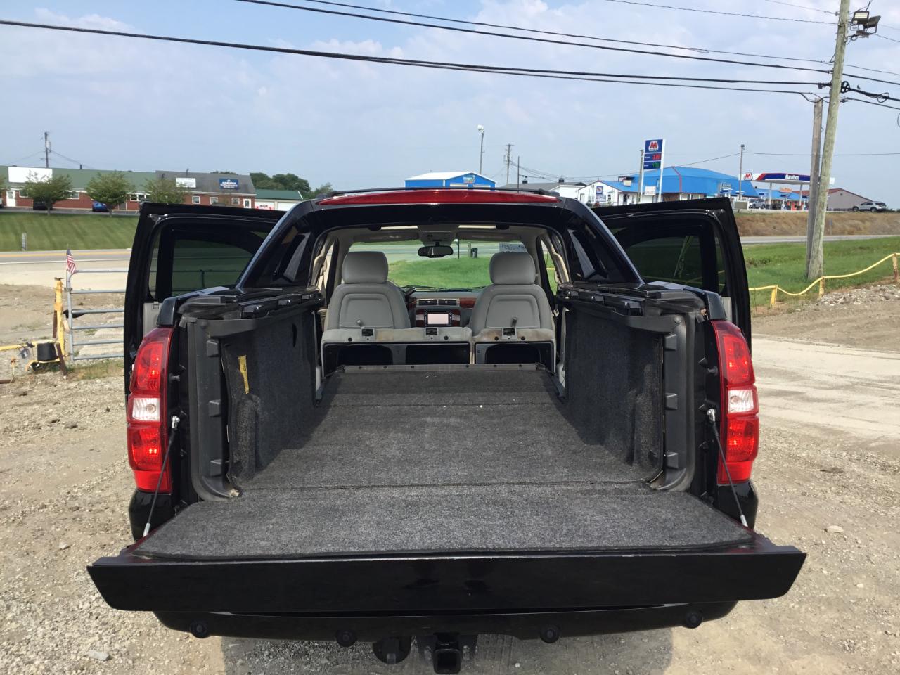 Chevrolet Avalanche LTZ 2WD 2013