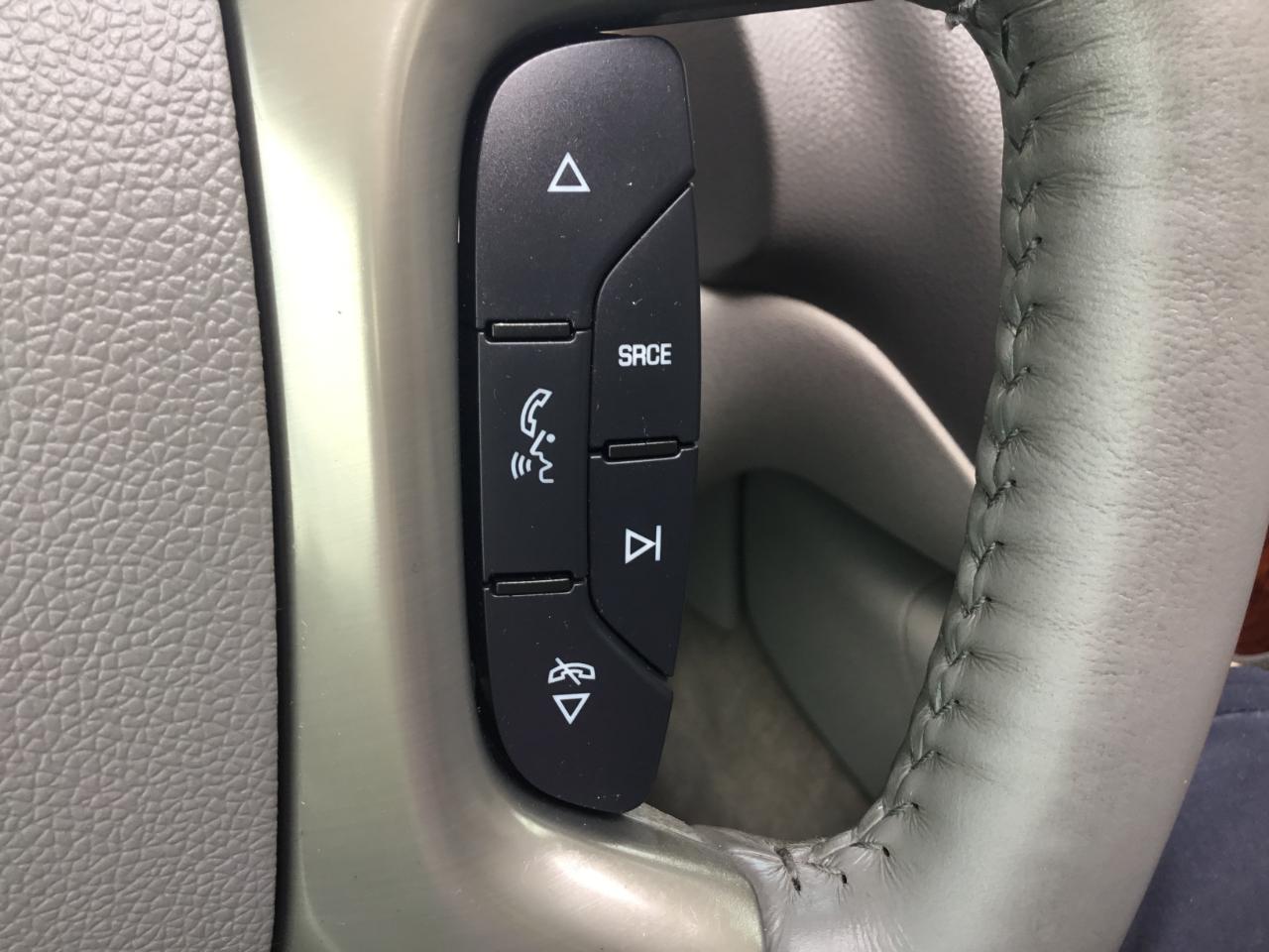 Chevrolet Avalanche LTZ 2WD 2013