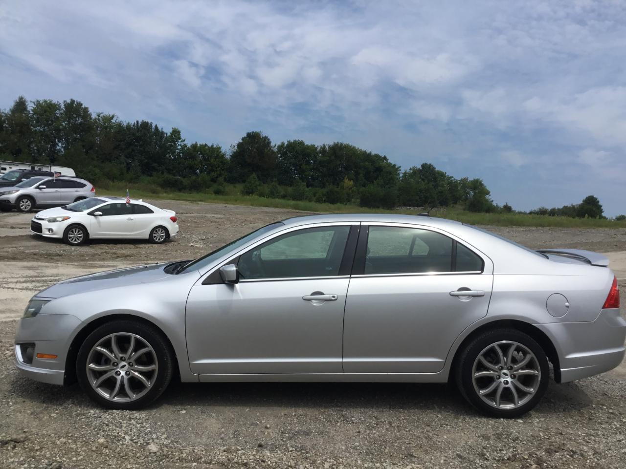 Ford Fusion SE 2012