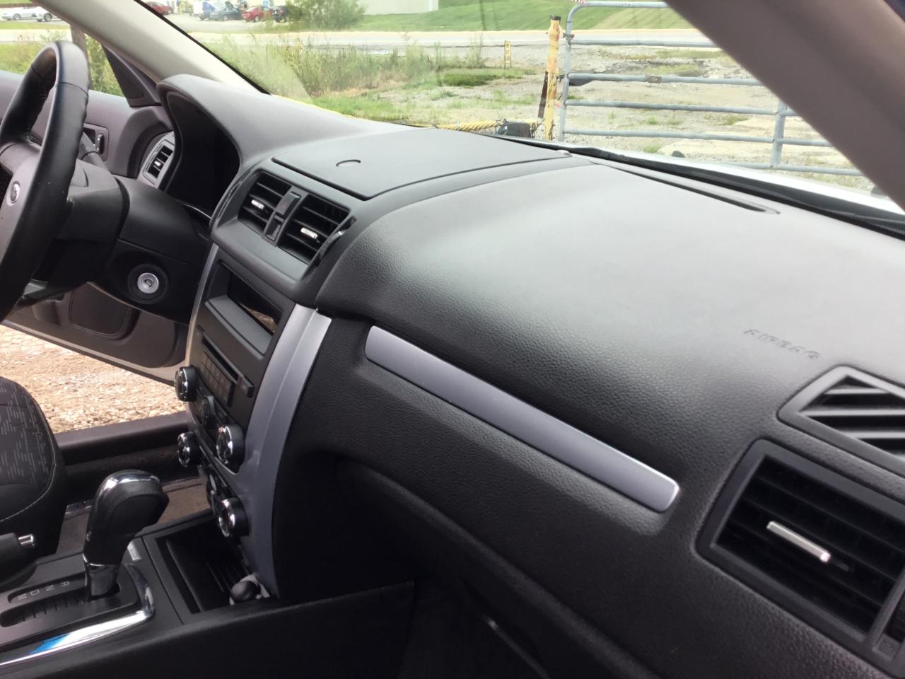 Ford Fusion SE 2012