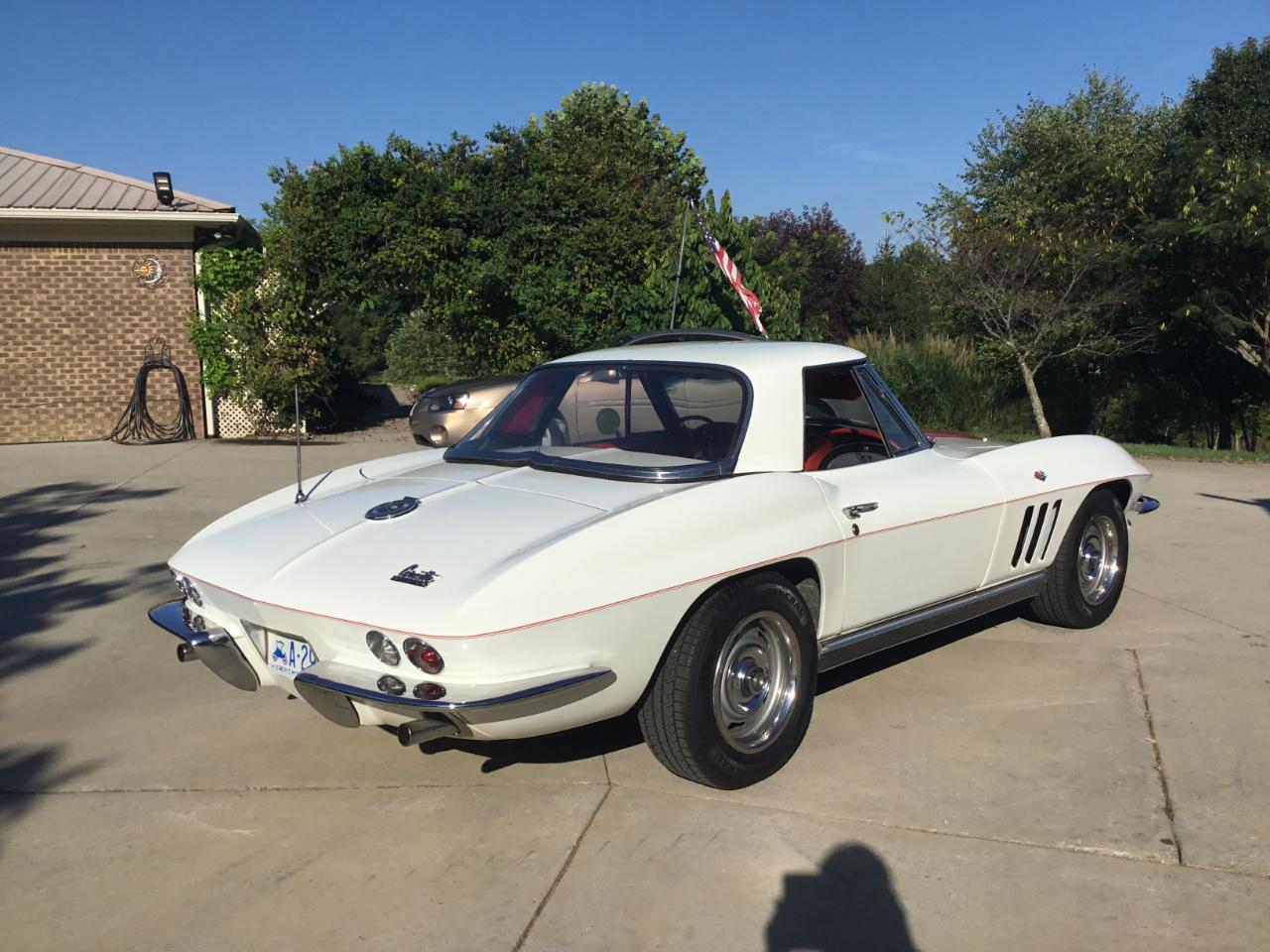 Chevrolet Corvette Stingray Convertible  1966