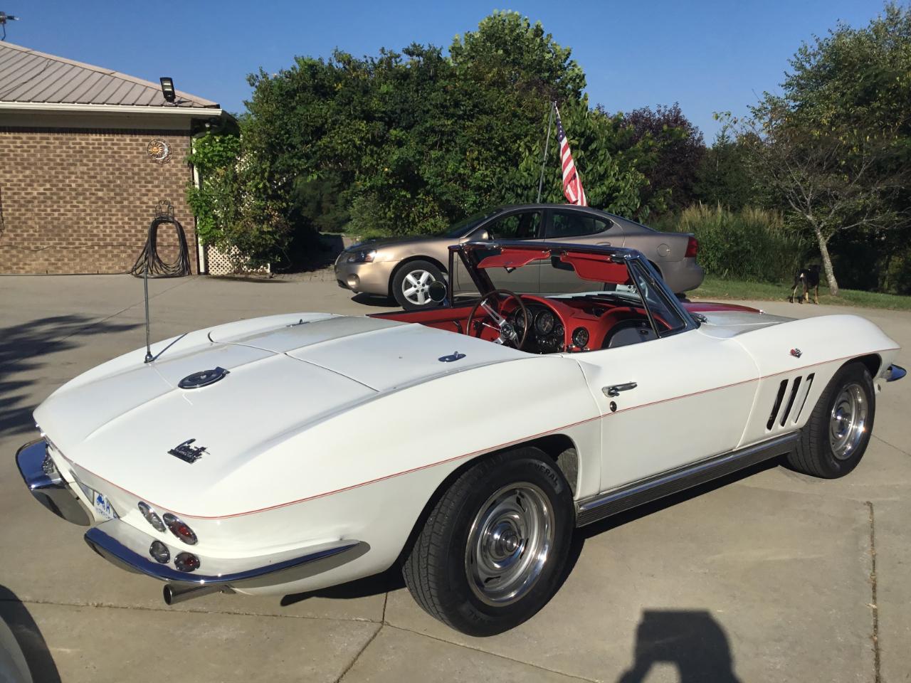 Chevrolet Corvette Stingray Convertible  1966