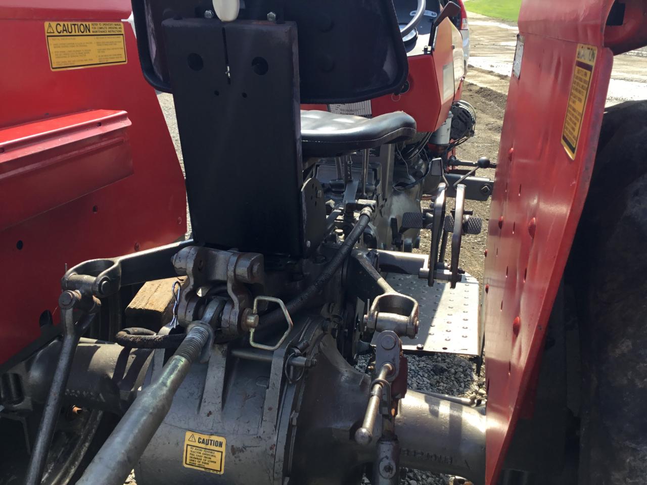 Massey Ferguson Farm  1975