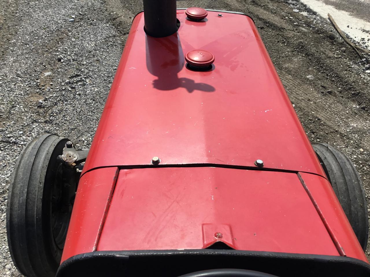 Massey Ferguson Farm  1975