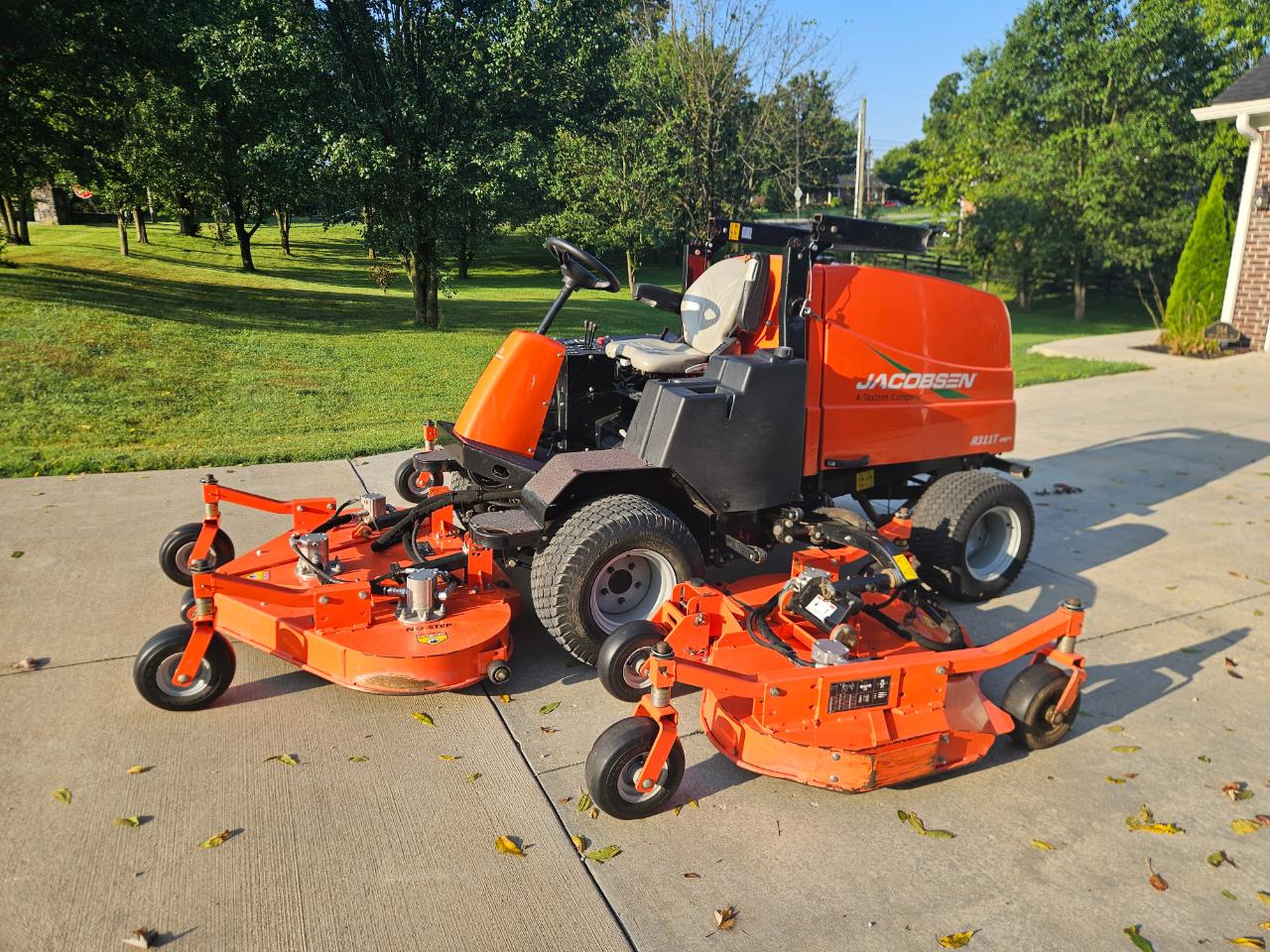 Jacobsen Mower  2014