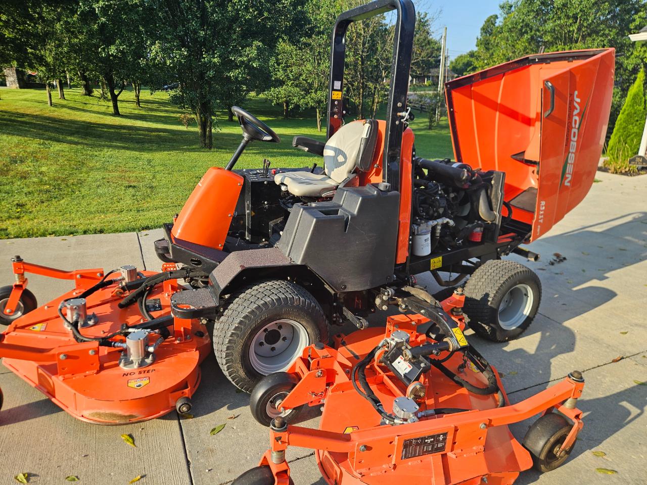 Jacobsen Mower  2014