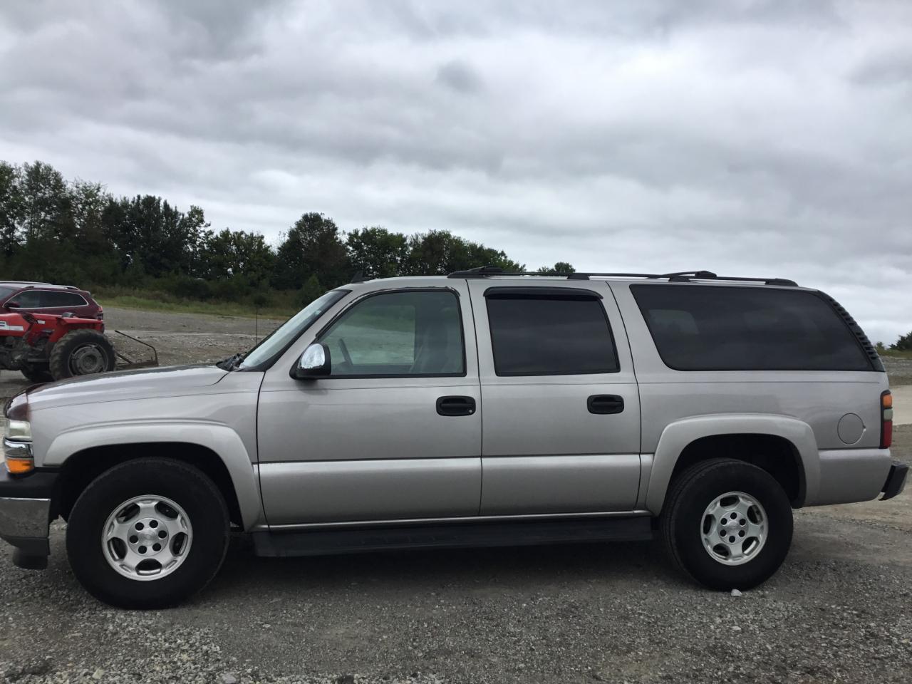 Chevrolet Suburban 1500 2WD 2006