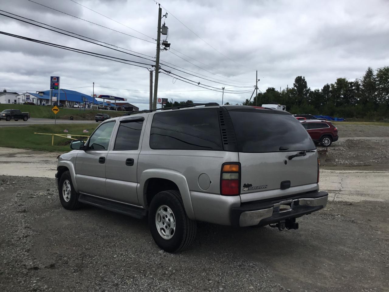 Chevrolet Suburban 1500 2WD 2006