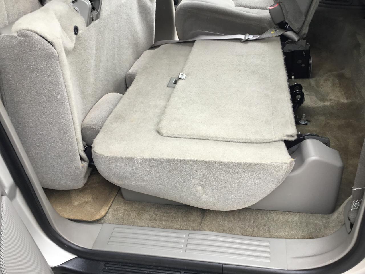 Chevrolet Suburban 1500 2WD 2006
