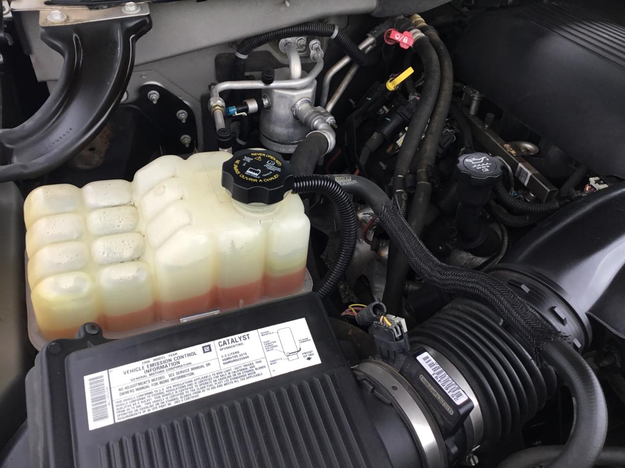 Chevrolet Suburban 1500 2WD 2006