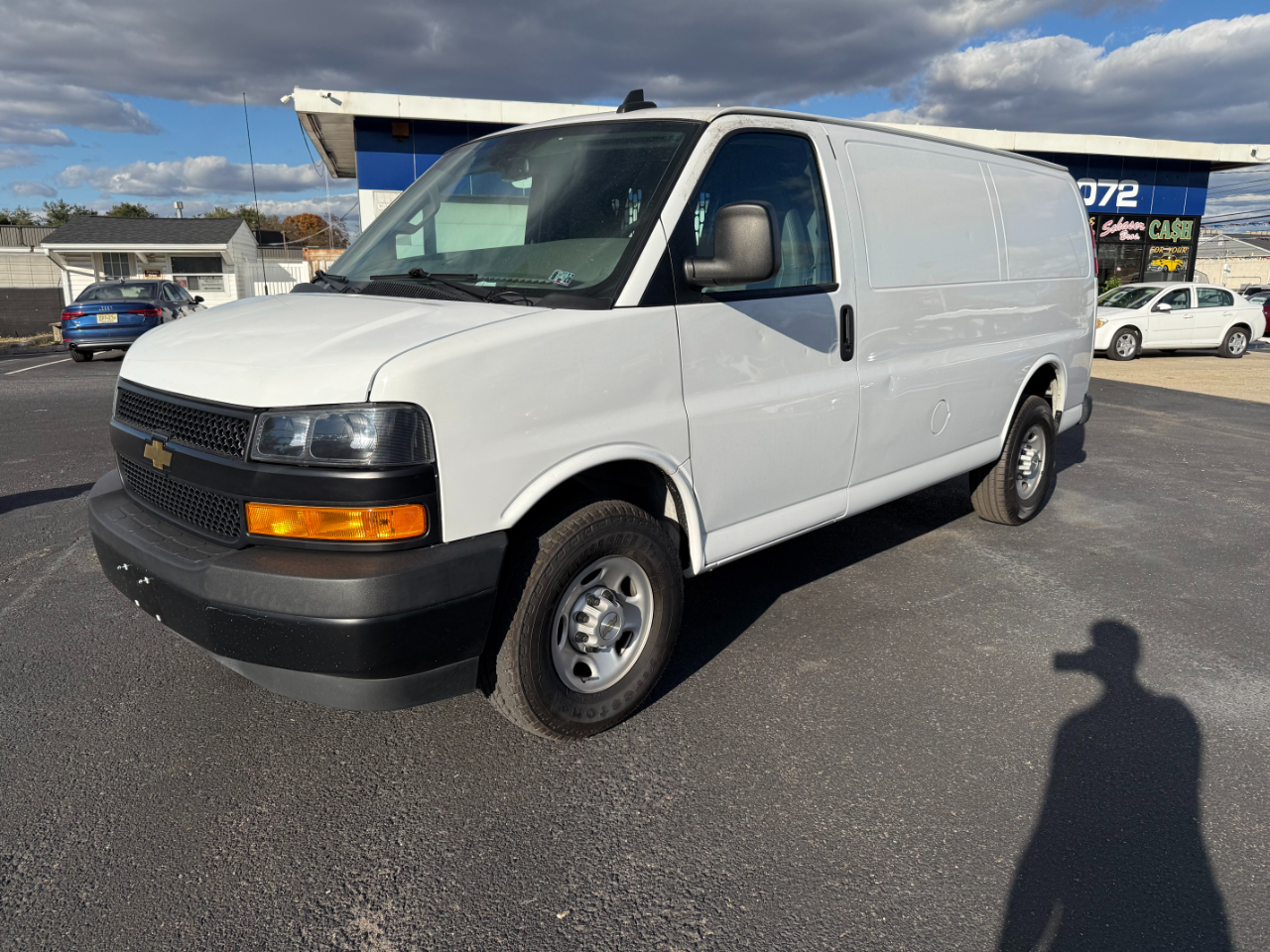 2022 Chevrolet Express 3500 Cargo