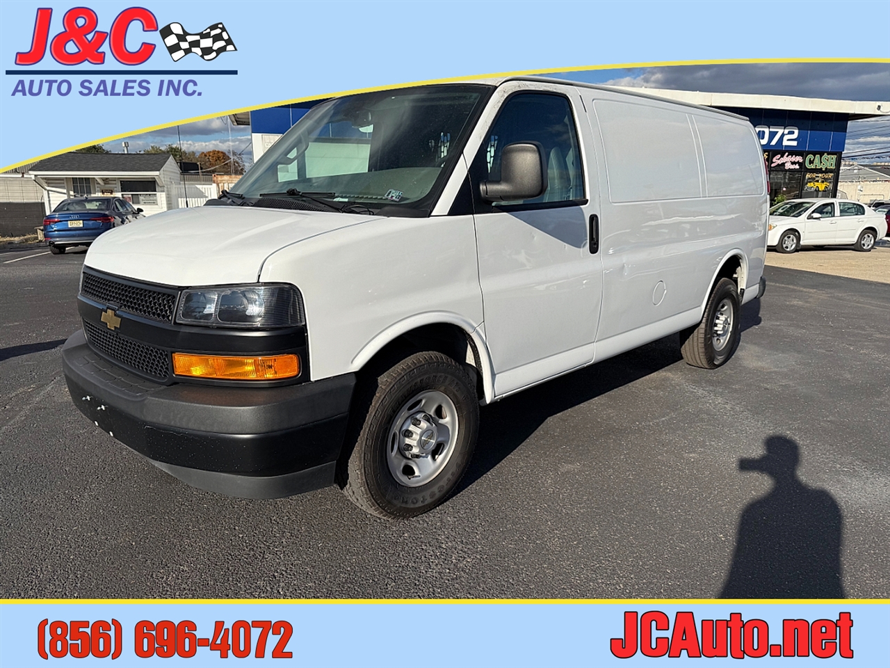 2022 Chevrolet Express 3500 Cargo
