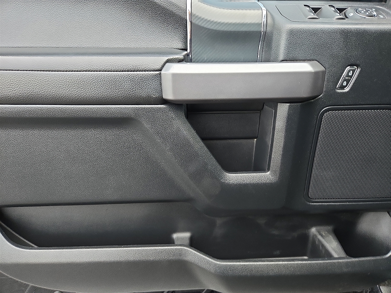 Ford F-150 XLT SuperCrew 6.5-ft. Bed 4WD 2020