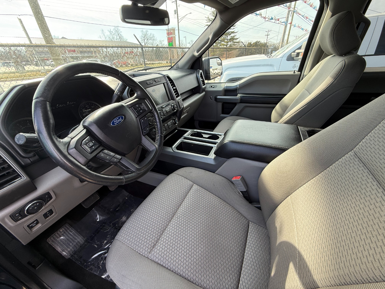 Ford F-150 XLT 4x4 SuperCrew 2019