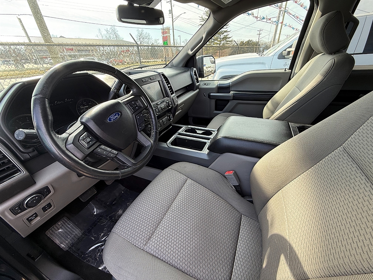 Ford F-150 XLT 4x4 SuperCrew 2019