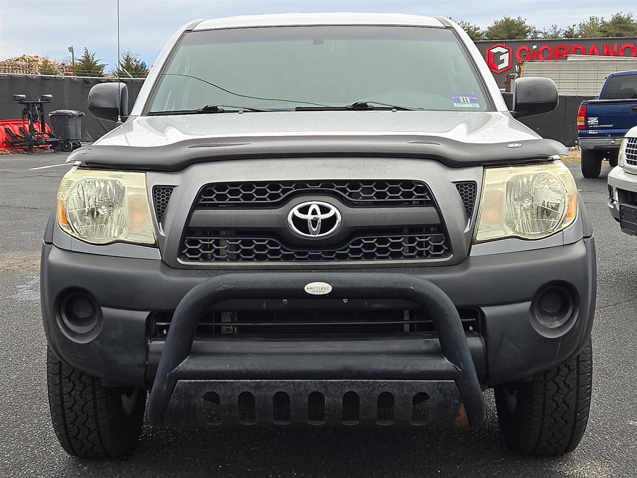 Toyota Tacoma PreRunner Double Cab Auto 2WD 2011