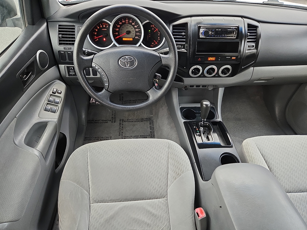 Toyota Tacoma PreRunner Double Cab Auto 2WD 2011